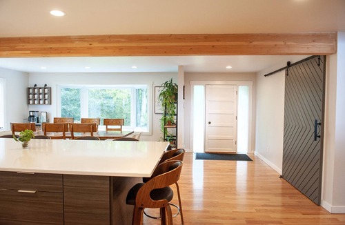 Basher House | Modern Vintage with a View