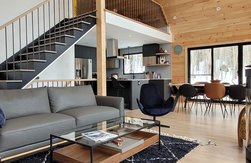 Lac Superieur Village Ski Chalet | Modern, warm and spacious, isolated, views, Lake and pool access (2 min. drive)