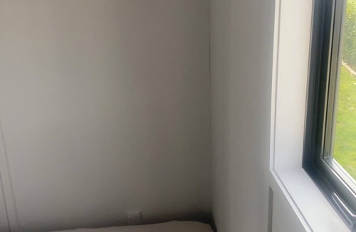 Tirau Cabin | Modern, warm, central, self contained & private