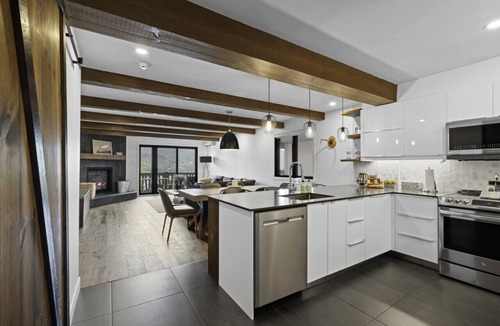 Mont-Tremblant Condo | Modern & Warm Condo with Views of Mont-Tremblant