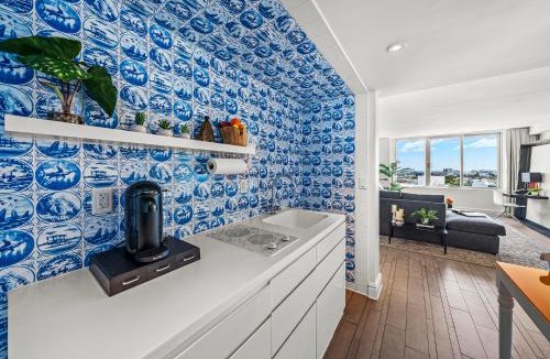 West Avenue Apartment | Modern waterfront living at Mondrian South Beach - 1123