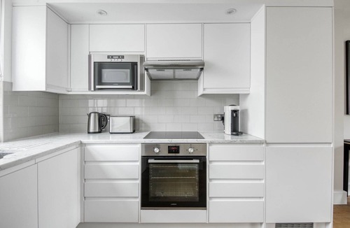 Waterloo Apartment | Modern Waterloo 2BR open plan with Balcony on Lower Marsh, by Blueground