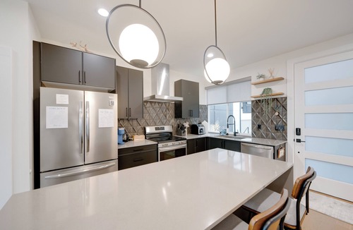 Fairmount Park House | Modern West Seattle Home with View, 3bed, 2.5bath, AC, 2Parking, EV charging