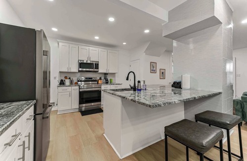 Wilmington House | Modern Wilmington Retreat