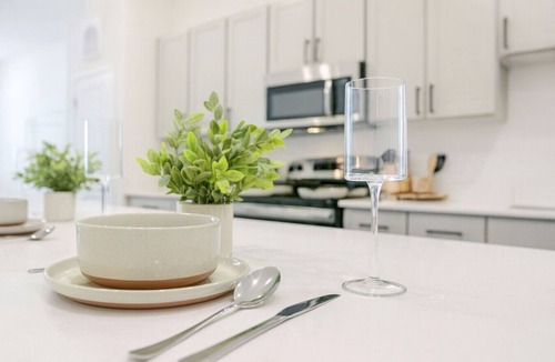 Sherman Apartment | Modern WorkerFriendly Home w/Gym | A+Location