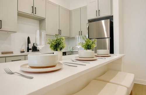 Sherman Apartment | Modern WorkerFriendly Home w/Gym | A+Location