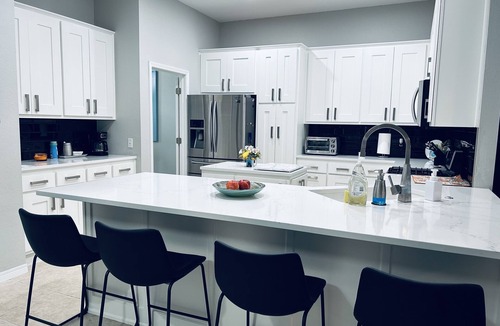 Jenks House | Modern yet Cozy Beauty in Jenks with Hot Tub!