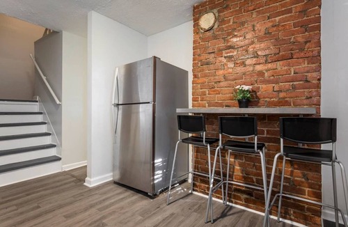 Smoketown Jackson House | Modern yet historic 3BR House by CozySuites