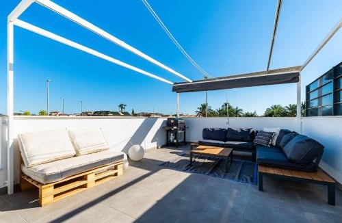 Daya Vieja House | Moderna Casa VillaCristal