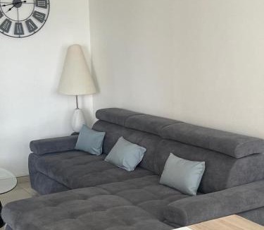 Cusset Apartment | Moderne 3 Pièces proche métro et tram