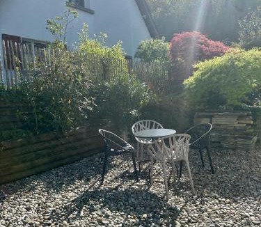 Rodersdorf Apartment | Moderne 65m2 Wohnung mit Garten am Waldrand nähe Basel
