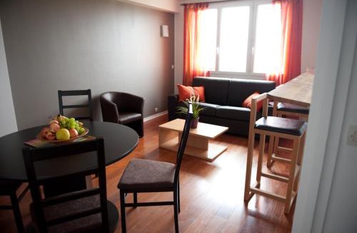 Saint-Fargeau Apartment | Moderne et Lumineux