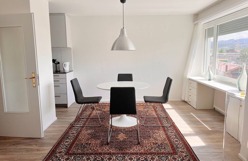 Tannenboden Apartment | Moderne & Helle Wohnung mit Netflix & Bergsicht