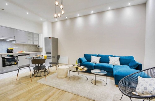 Quartier du Faubourg-Montmartre Apartment | Moderne In heart of PARIS Opera/Eurostar 6 pers