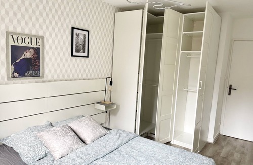Poincare - Foch - Anatole France - Croix de Bourgogne Apartment | Moderne T2 - Nancy Gare - Wifi - Netflix