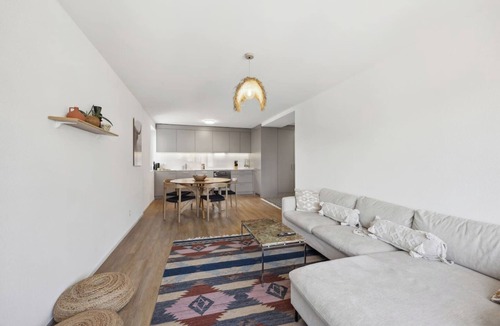 Oerlikon Apartment | Moderne Wohnung in Zürich Oerlikon! (201)