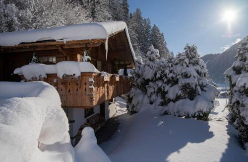 St. Stephan Ski Chalet | Modernes Chalet mit Sauna, Whirlpool und Bergblick