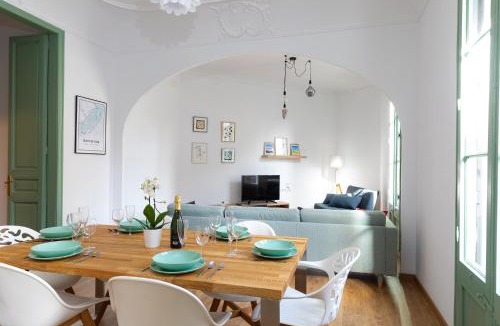 Sant Antoni Apartment | Modernist Family Apartment by PriorityVillas