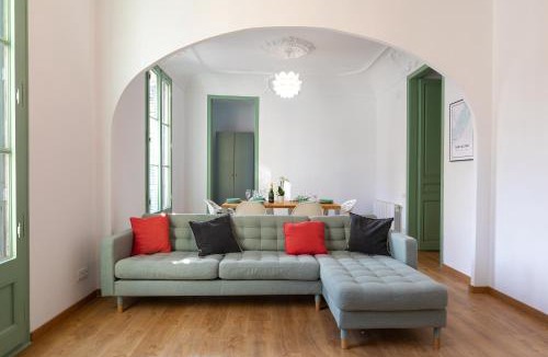 Sant Antoni Apartment | Modernist Family Apartment by PriorityVillas