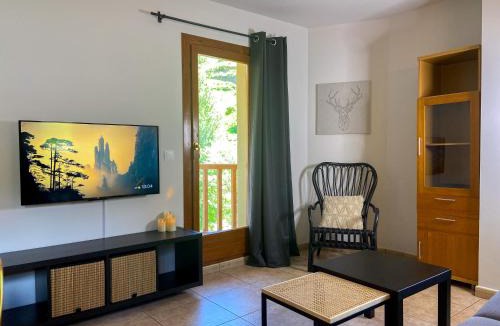 Ransol Apartment | Moderno Y Rústico En Ransol 6pax l by BonesVacances