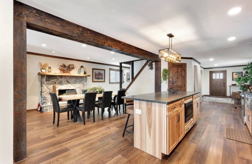 Gouldsboro House | Mohawk Chalet Lakefront Escape w/Games & Dock