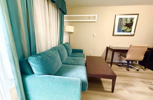Brantford Hotel | Mohawk Motel