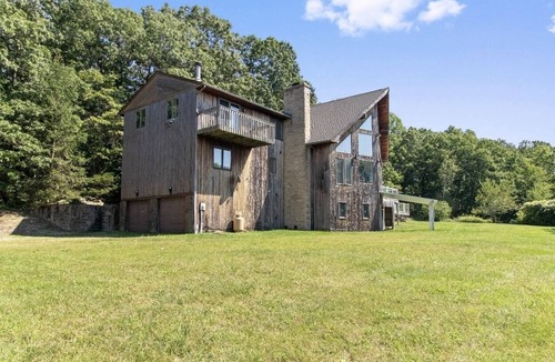 Montville Cabin | Mohegan Cabin Estate