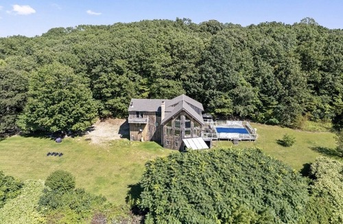 Montville Cabin | Mohegan Cabin Estate