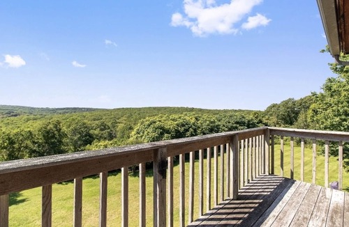 Montville Cabin | Mohegan Cabin Estate