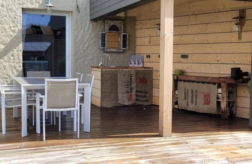 Saint-Molf Apartment | Mohonna: Charming star-studded Breton getaway