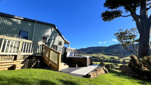 Owaka Ski Chalet | Mohua Park - Catlins Eco Accommodation