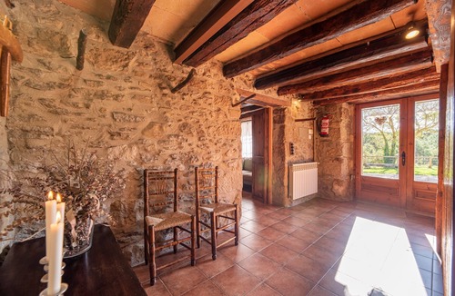 Lladurs Cottage | Moixella House for 12 people