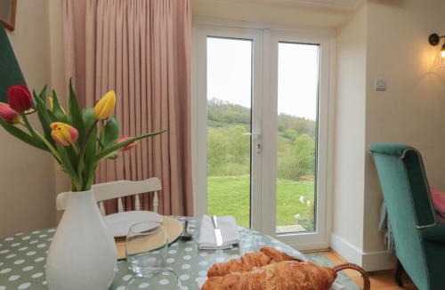 Scawton House | Mole End