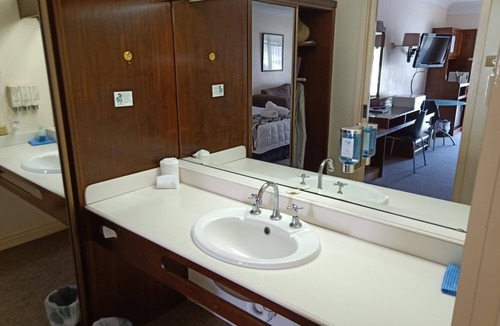 East Maitland Hotel | Molly Morgan Motor Inn