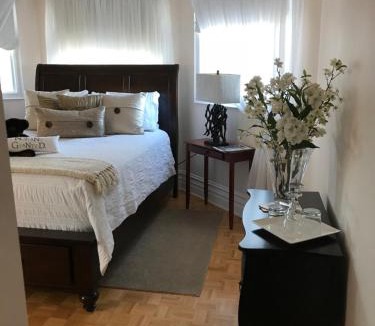 Mono Bed & Breakfast | Molly's Retreat B and B