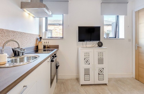 Ellesmere Cottage | Molly Veroni - UK43592