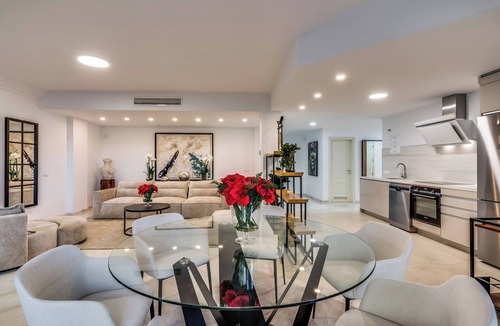 Marbella Apartment | Molo Residences Boutique Apartment & Spa