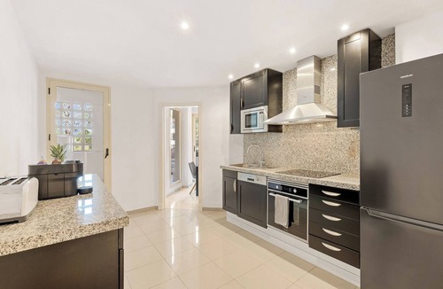 Marbella Apartment | Molo Residences Boutique Apartment & Spa