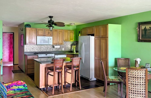 Ualapue Condo | MOLOKAI ISLAND Two Bedroom Oceanfront Top End Unit!