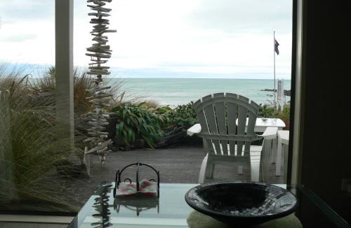 Kaka Point Bed & Breakfast | Molyneux House