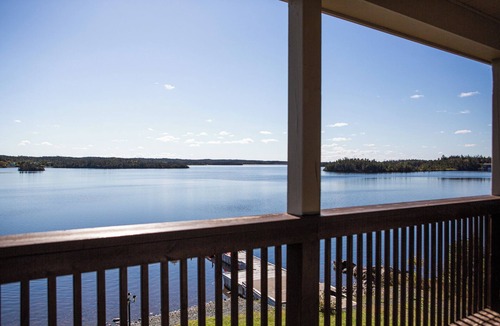 Broad Cove House | Moments Cottage | Waterfront Spa