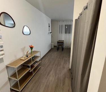 Pia Apartment | Moment Home