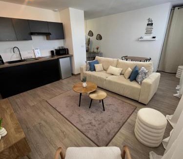 Pia Apartment | Moment Home