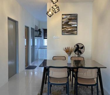 Bandar Seri Iskandar House | mOmma's Homestay