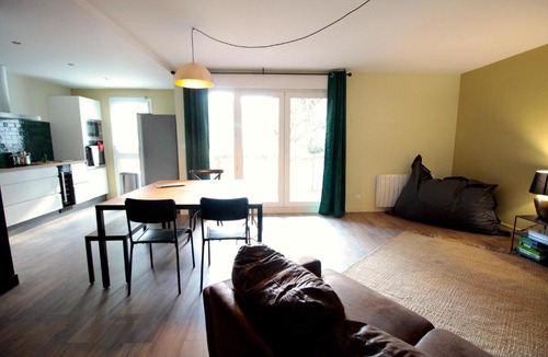 Yves Farge - Le Fleuve Apartment | Mon Appart A GERLAND II