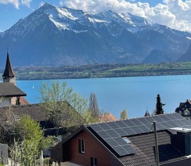 Hilterfingen Apartment | Mon Bijou Chalet au Lac