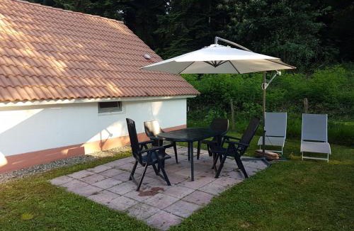 Daumazan-sur-Arize Ski Chalet | Mon chalet en Ariège avec piscine