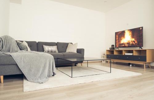 Saint-Pol-sur-Mer Apartment | Mon nid d'amour!