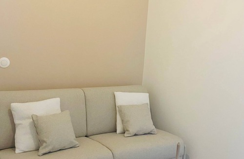 Quartier du Mail House | Mona Lisa - Paris Louvre