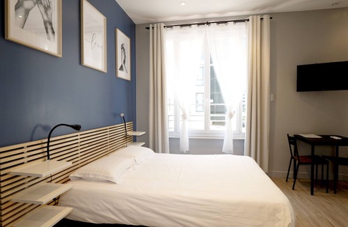 Villette Gare Apartment | MONA'S BUBBLES "GARE LYON PART DIEU